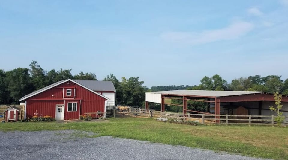 horse barn