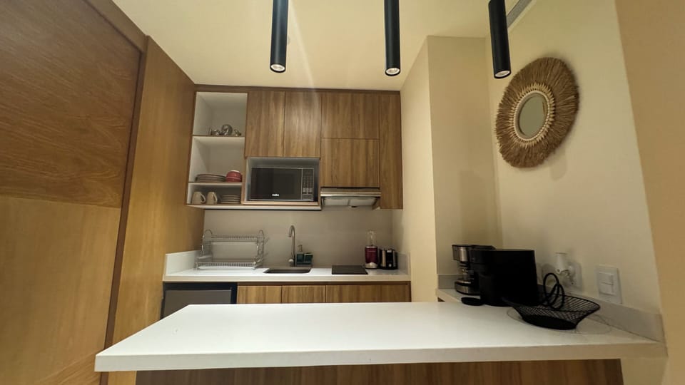 Deluxe Studio | Private kitchen | Toaster