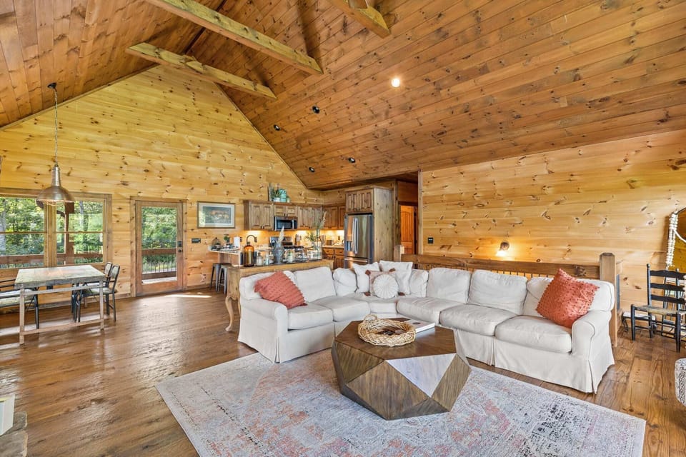 Our open floor concept seamlessly connects the living area with the dining and kitchen spaces, creating an inviting atmosphere for gathering and entertaining