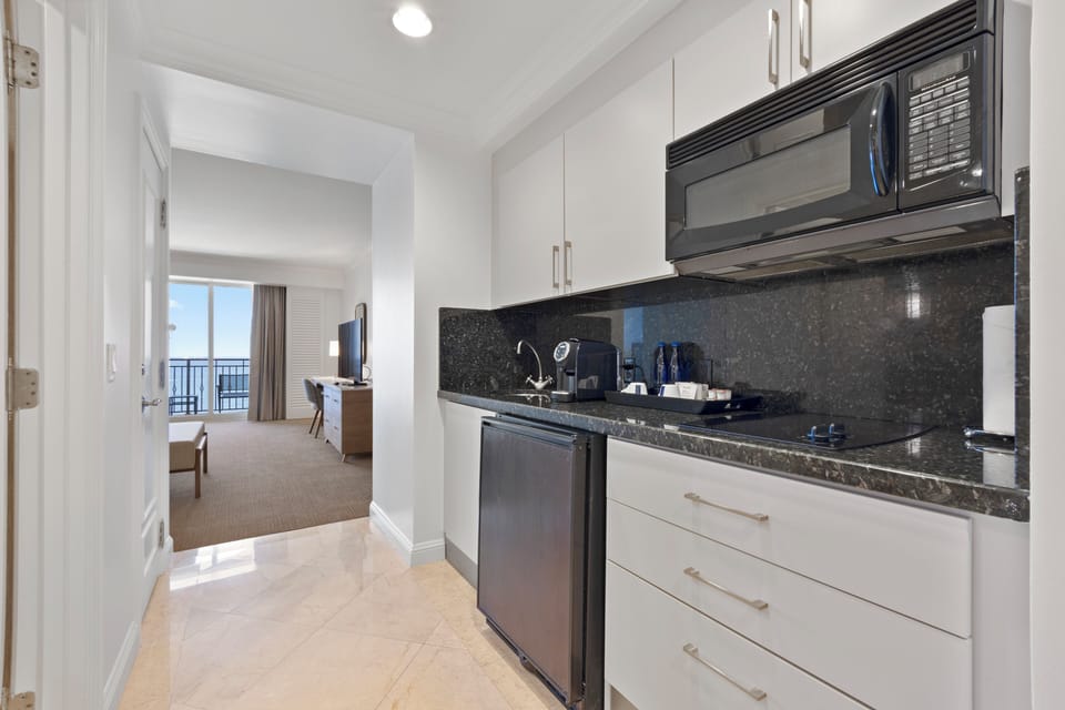 Studio, 1 King Bed, Oceanfront | Private kitchen | Fridge, microwave, stovetop, coffee/tea maker