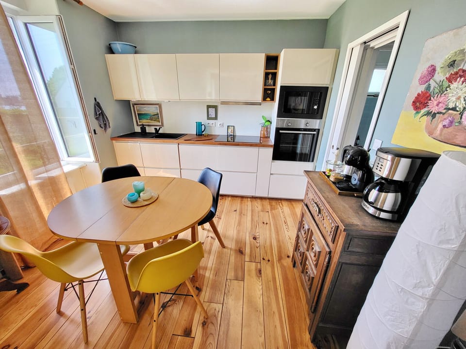 Kitchen and dining room