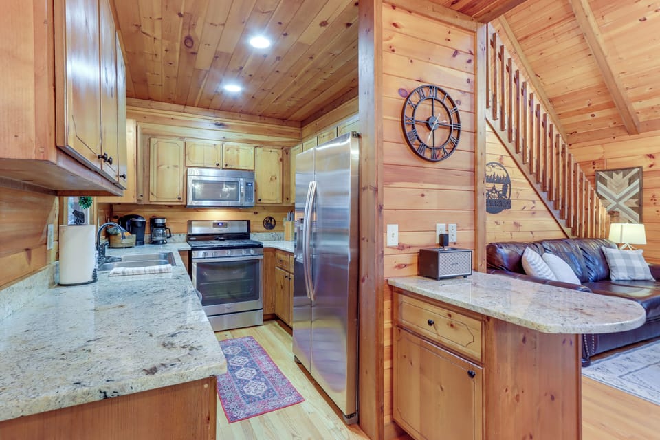 House (3 Bedrooms) | Interior