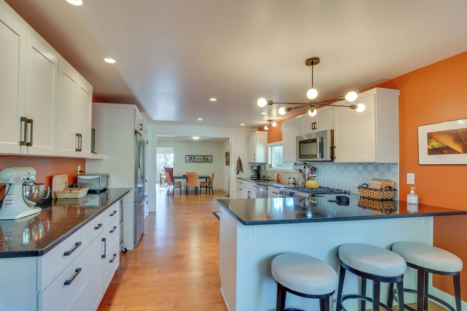 House (2 Bedrooms) | Interior
