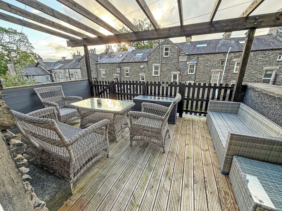 Terrace | Craig Apartments- Slate House - Craig Apartments, Bowness-on-Windermere