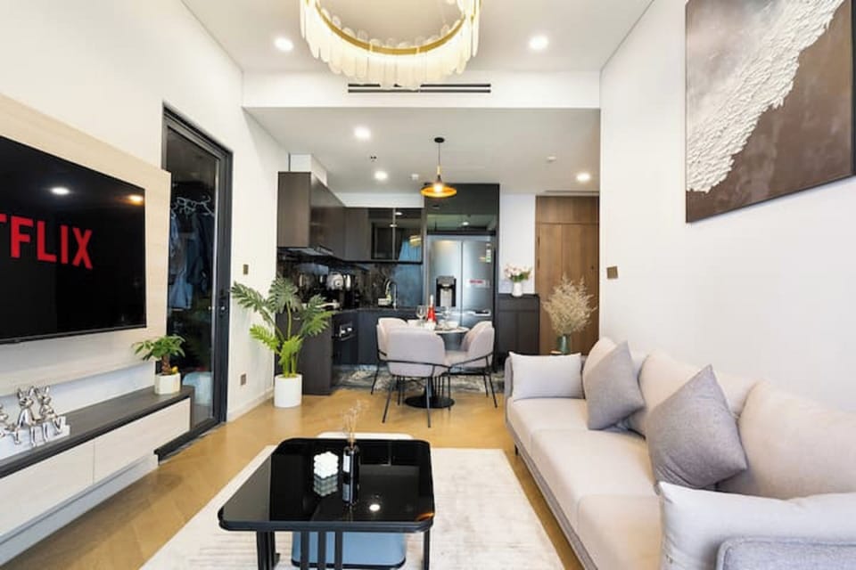 Family Apartment, 4 Bedrooms, Club Lounge Access, Harbor View | Frette Italian sheets, premium bedding, down comforters