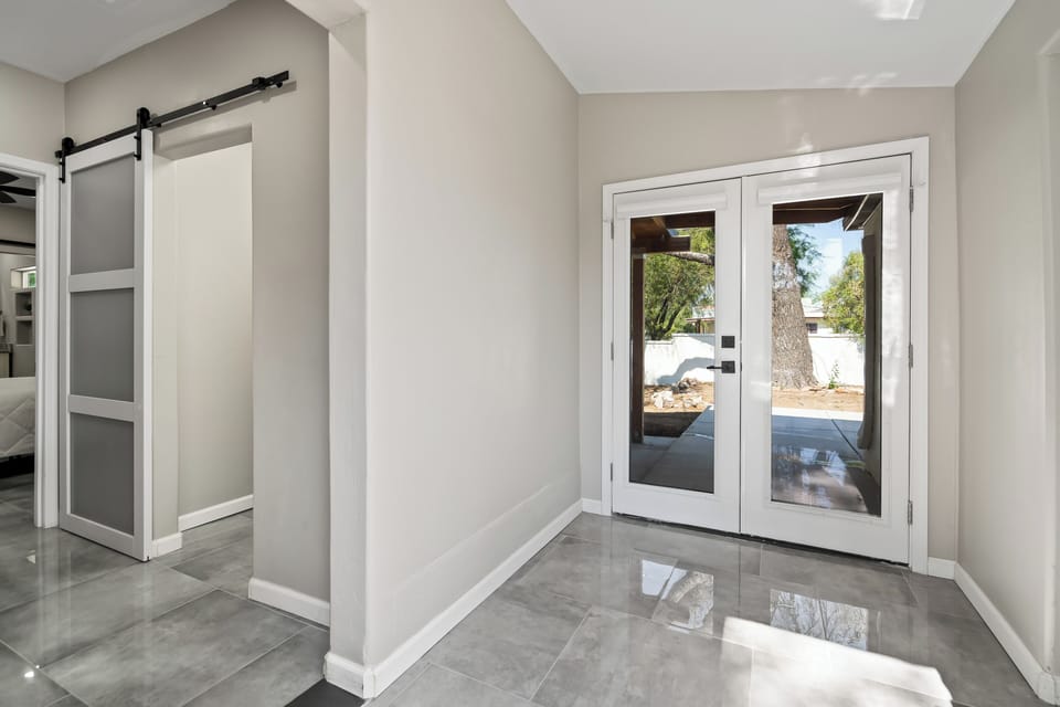 Hallway To Laundry Room