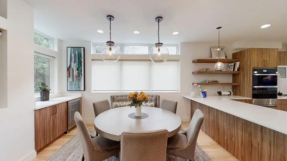 Dining area in kitchen big enough for 7