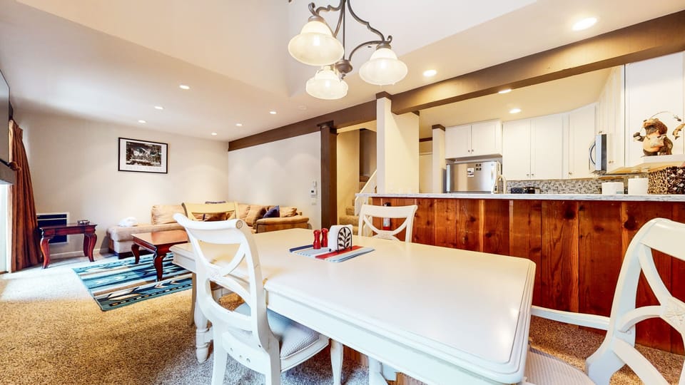 Dining Room, Dining Table, Furniture, Indoors, Table