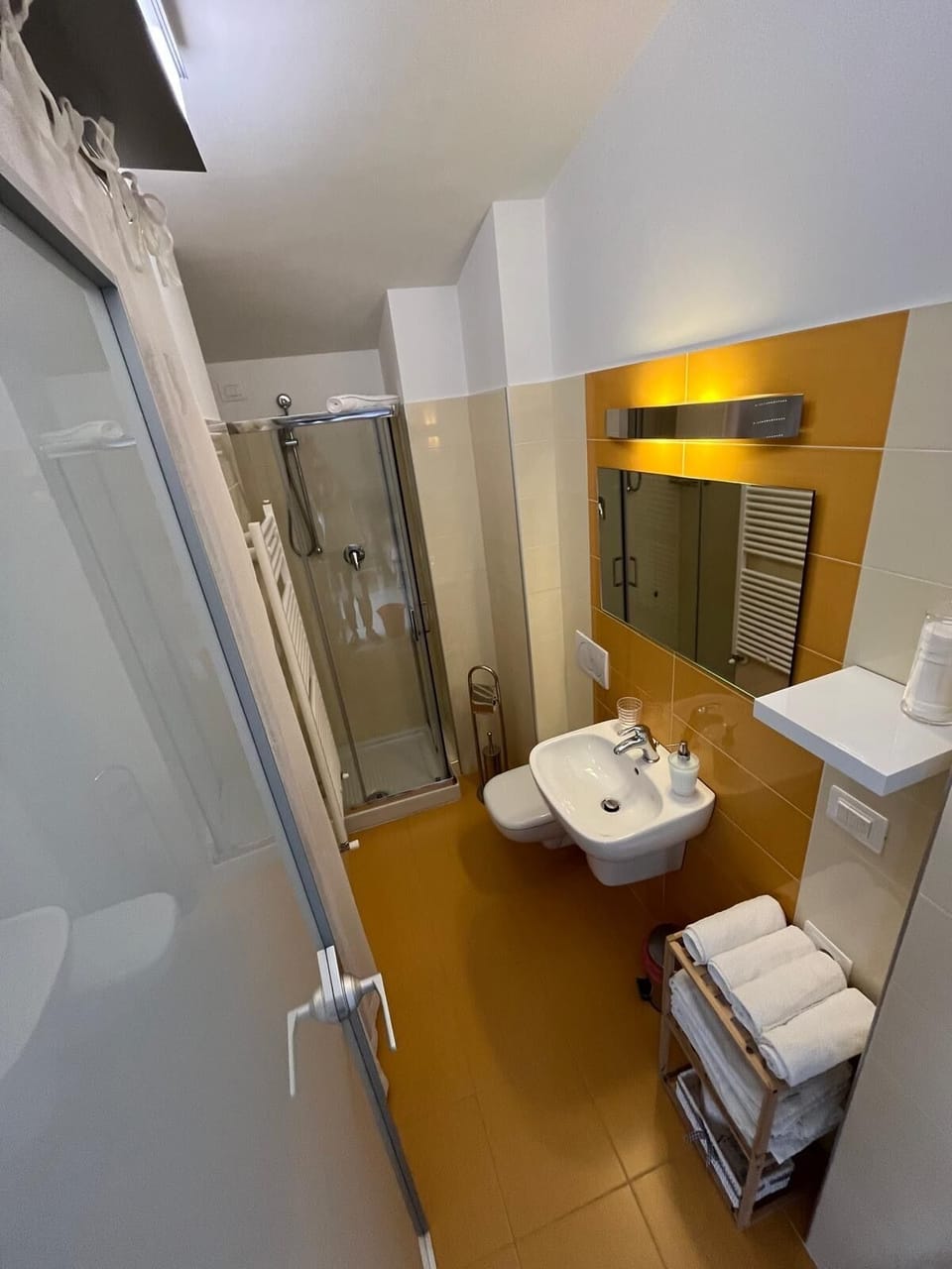 Comfort Quadruple Room, Sea View | Bathroom | Free toiletries, hair dryer, towels, soap