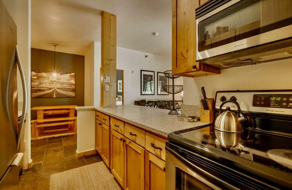 keurig coffee/cappucino maker. Pods to get you started.Teas ,honey, spices,  