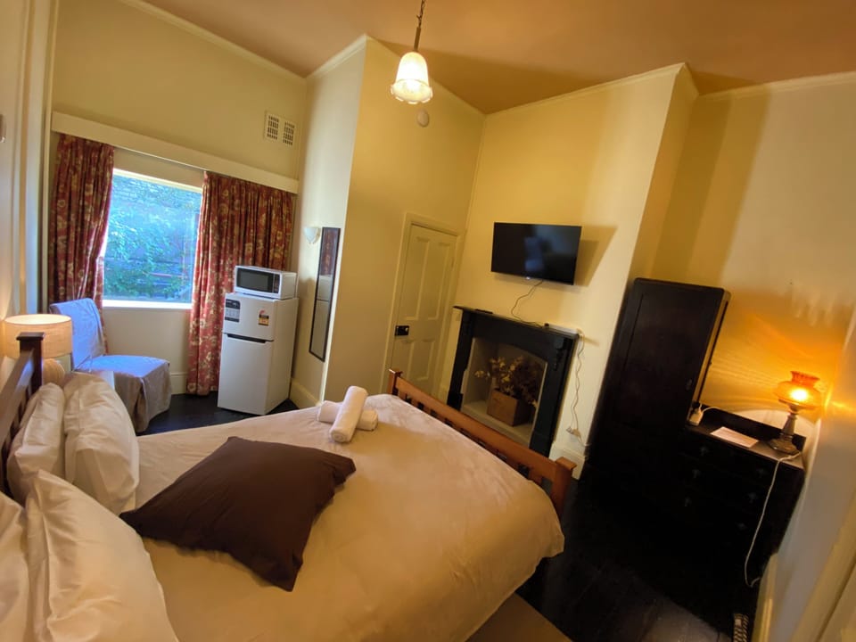 Standard Double Room | Free WiFi