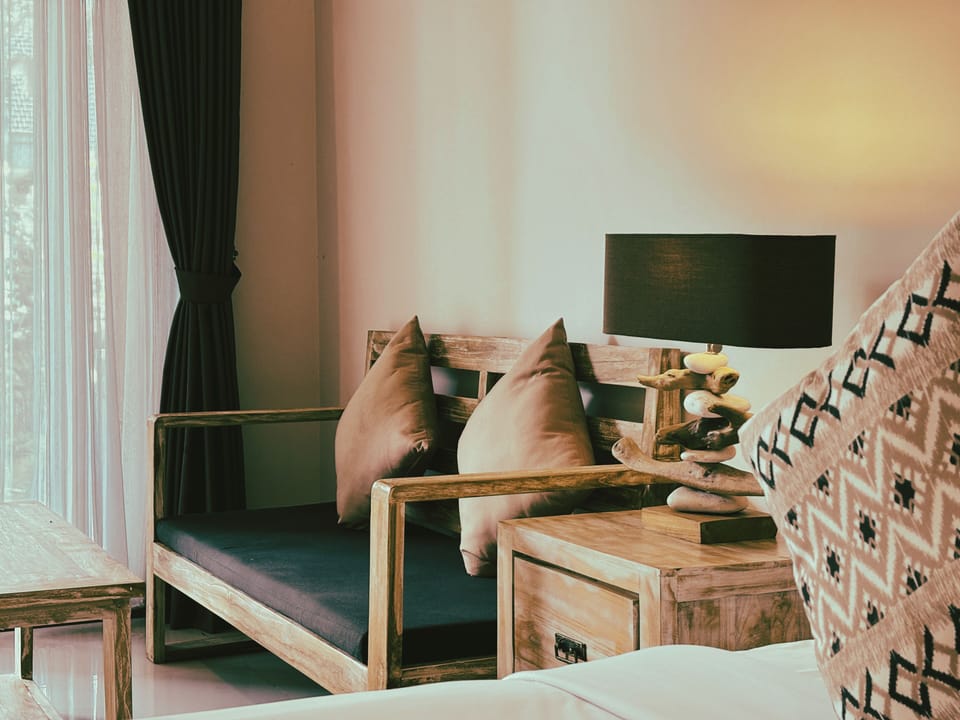 Premium Double Room, Pool View | Minibar, free WiFi, bed sheets
