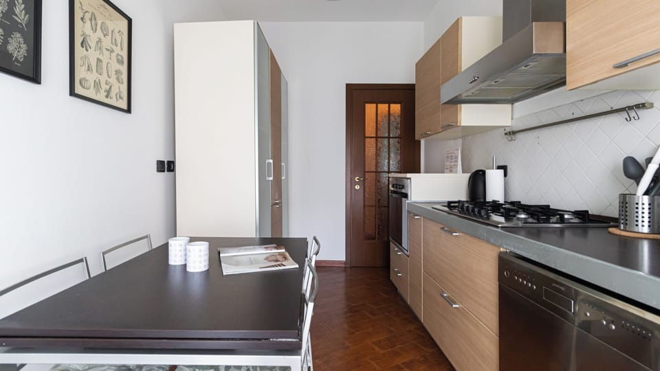 Apartment (1 Bedroom) | Interior