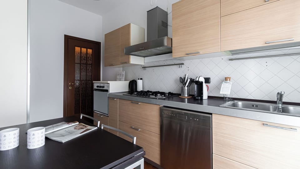 Apartment (1 Bedroom) | Interior