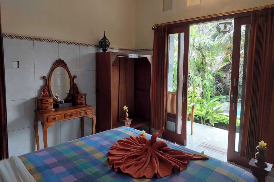 Standard Suite | Desk, free WiFi, bed sheets