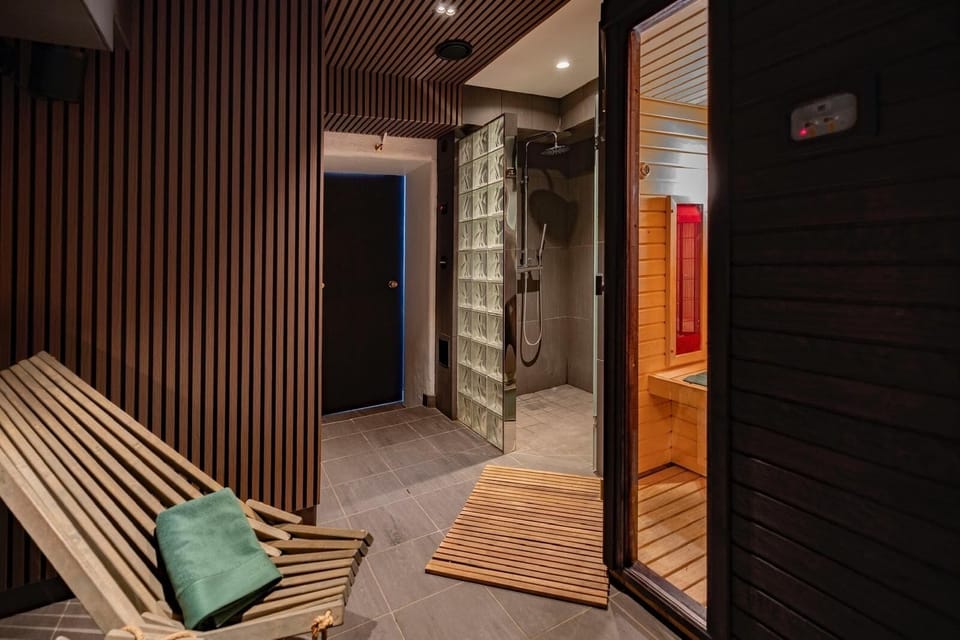 Hot stone massages, Swedish massages, massages