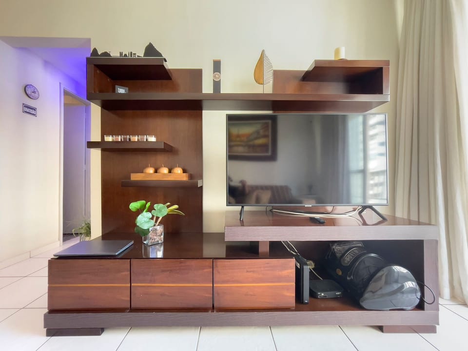 Communal lounge / TV room,Living Room,Dining area