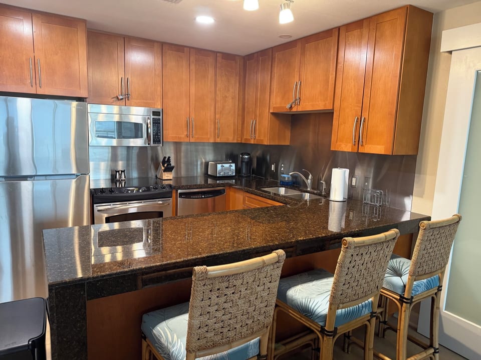 Kitchen island