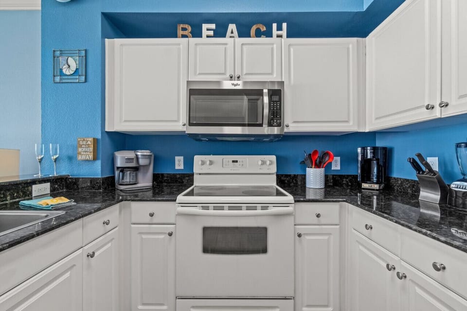 Perfect space for everyday cooking.