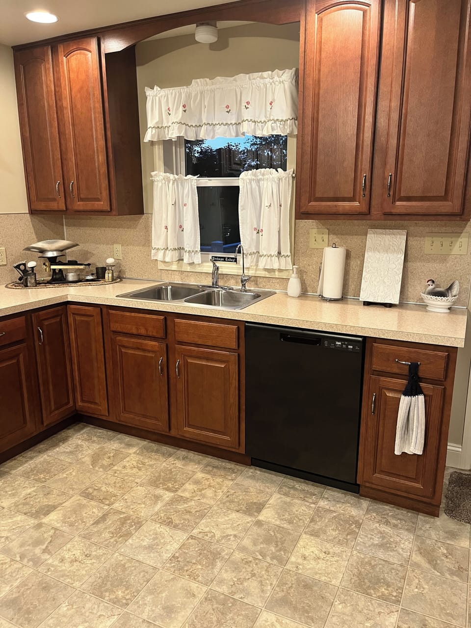 Fully stocked kitchen.