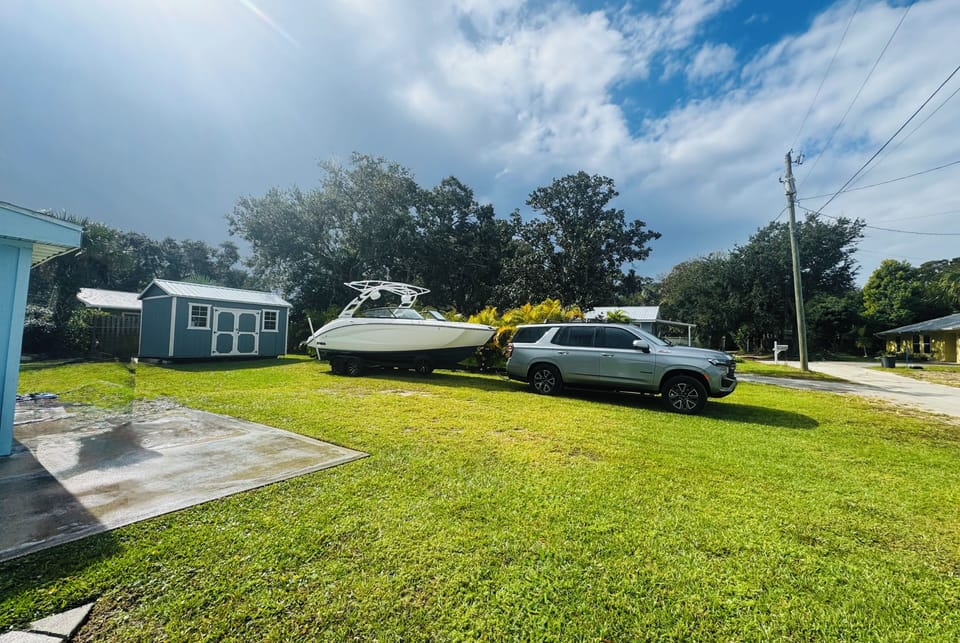This is the extra parking space. 
Note: Boat and car are not part of the rental