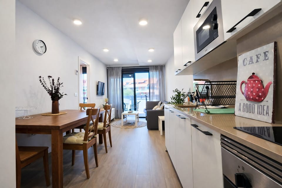 Kitchen or kitchenette,Living room,Dining area