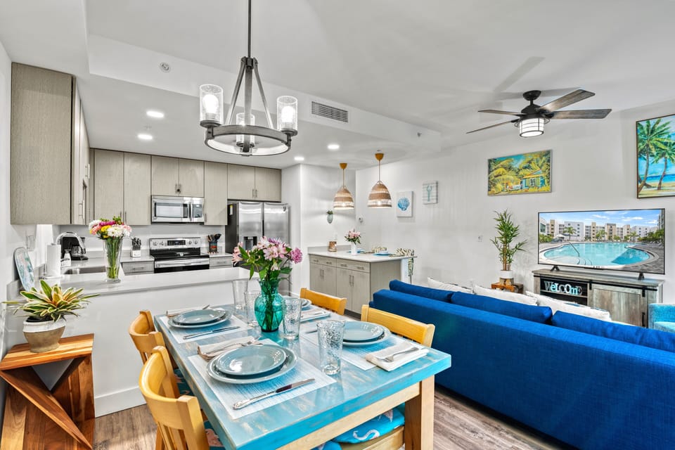 Kitchen, Dining and Living Room