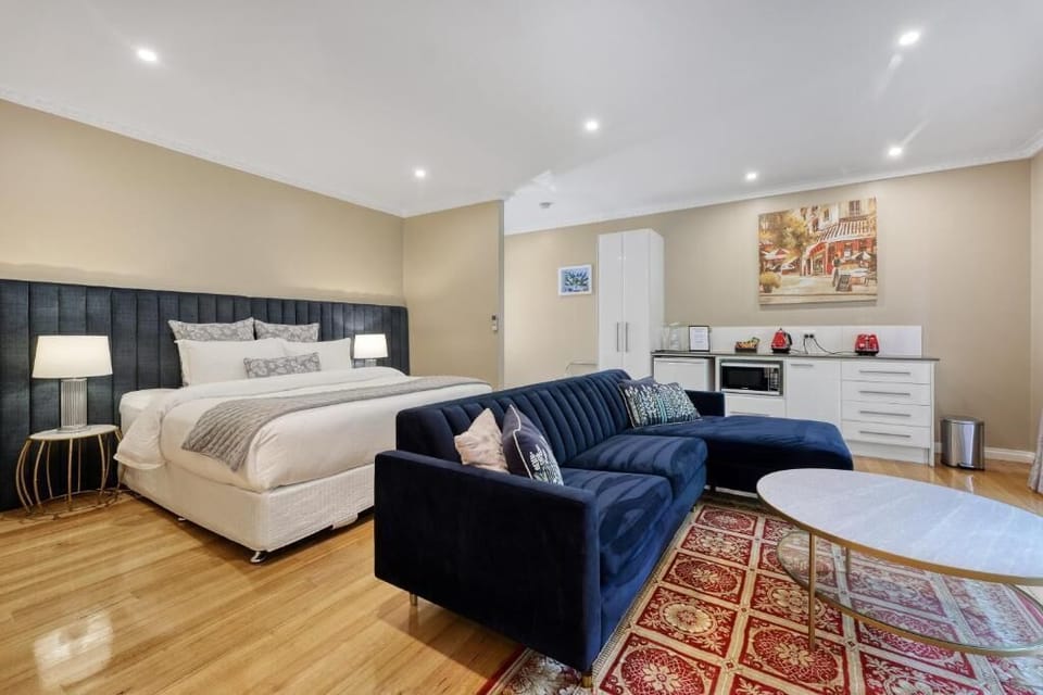 Blackout drapes, soundproofing, iron/ironing board, free WiFi