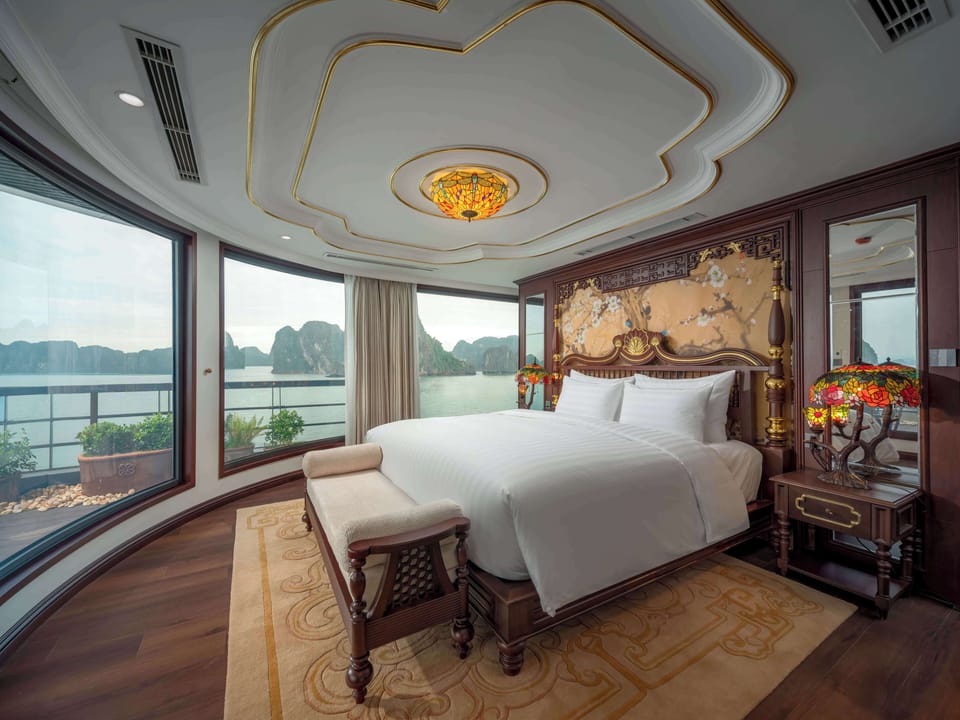 Royal Palace Cabin | Beach/ocean view