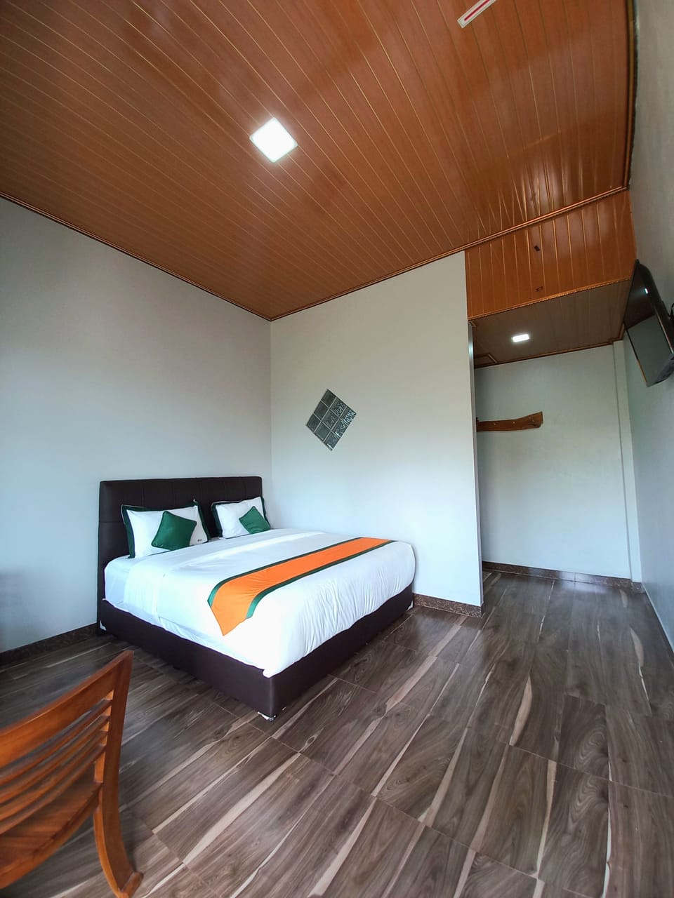 Soundproofing, bed sheets