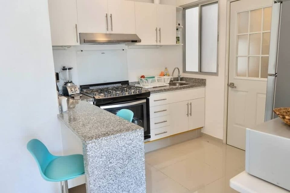 Fully equipped kitchen