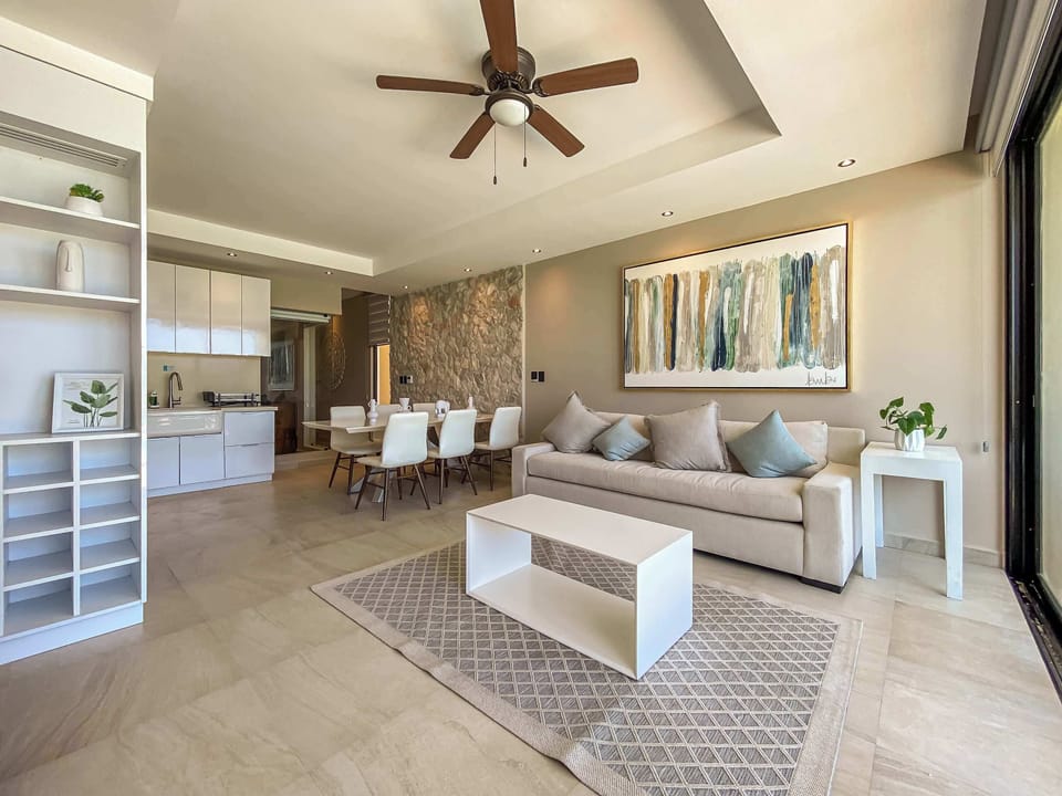 Airy, light-filled living and dining space