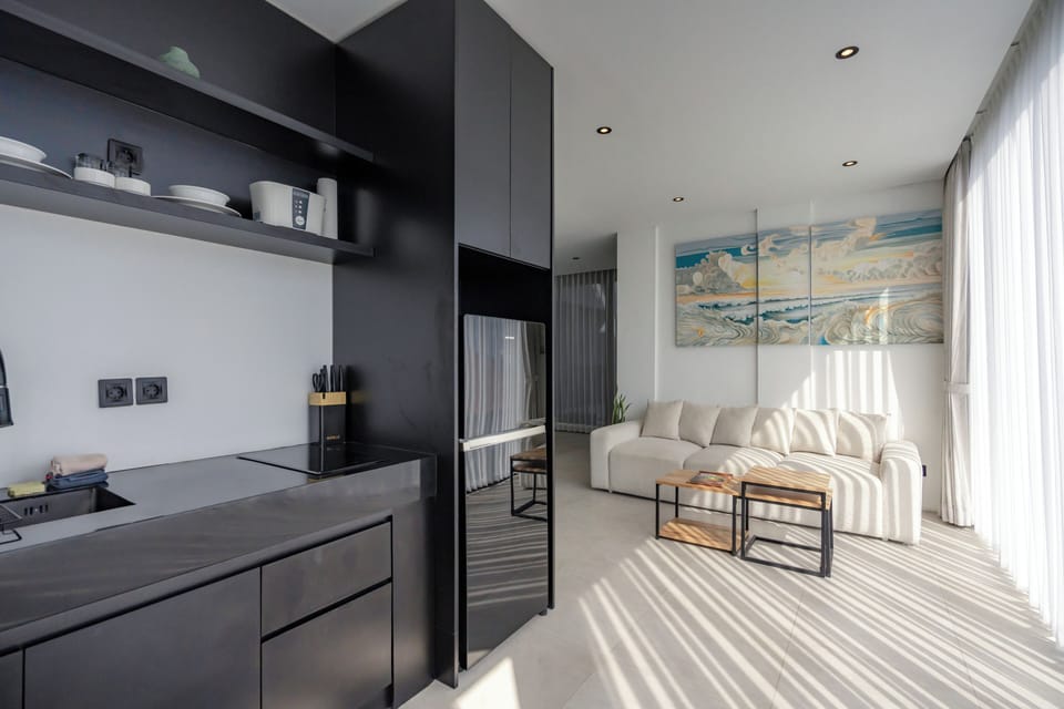 Luxury Room | Private kitchen | Coffee/tea maker