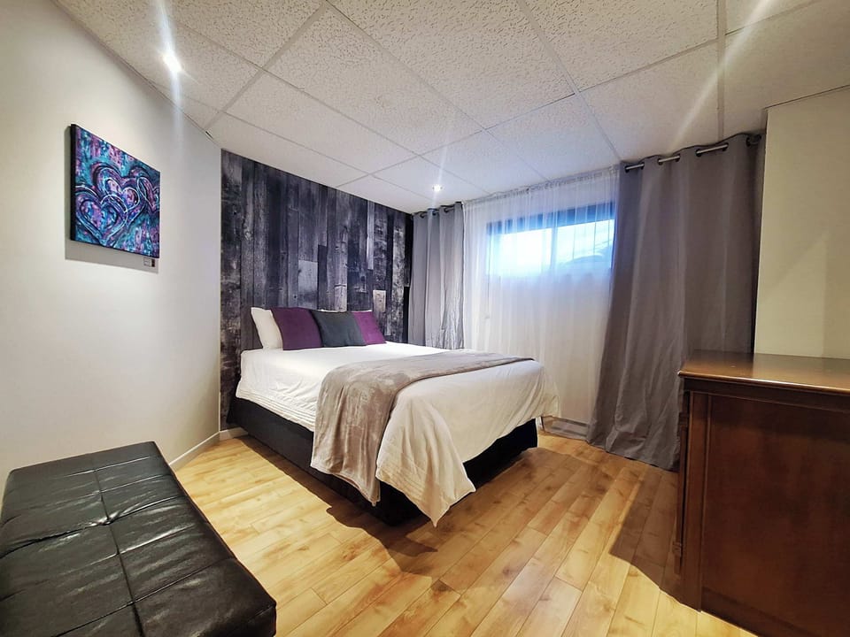 Chambre 3 - Lit queen