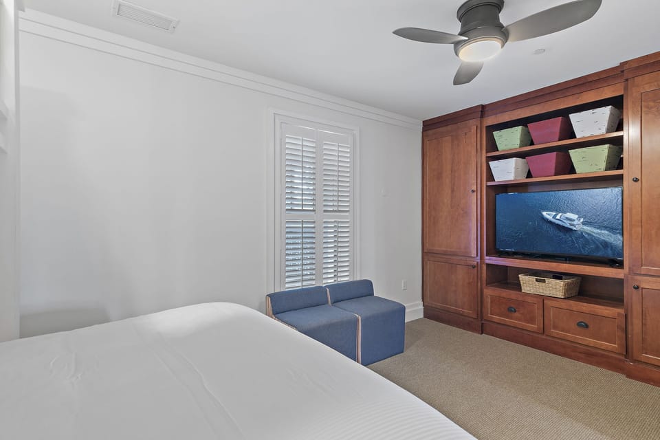 WaterHouse 204 - Seacrest Beach - Twin/Full/Twin  Bunk Room