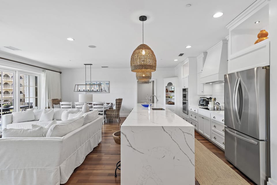 WaterHouse 204 - Seacrest Beach - Kitchen/Living Area