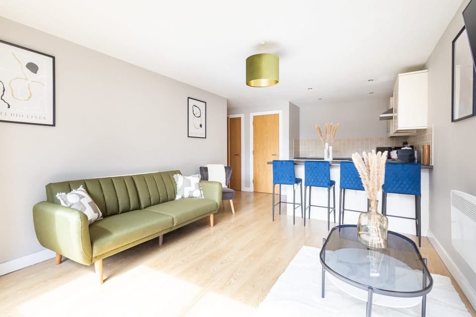 The Pall Mall Apartment, Liverpool - Host & Stay