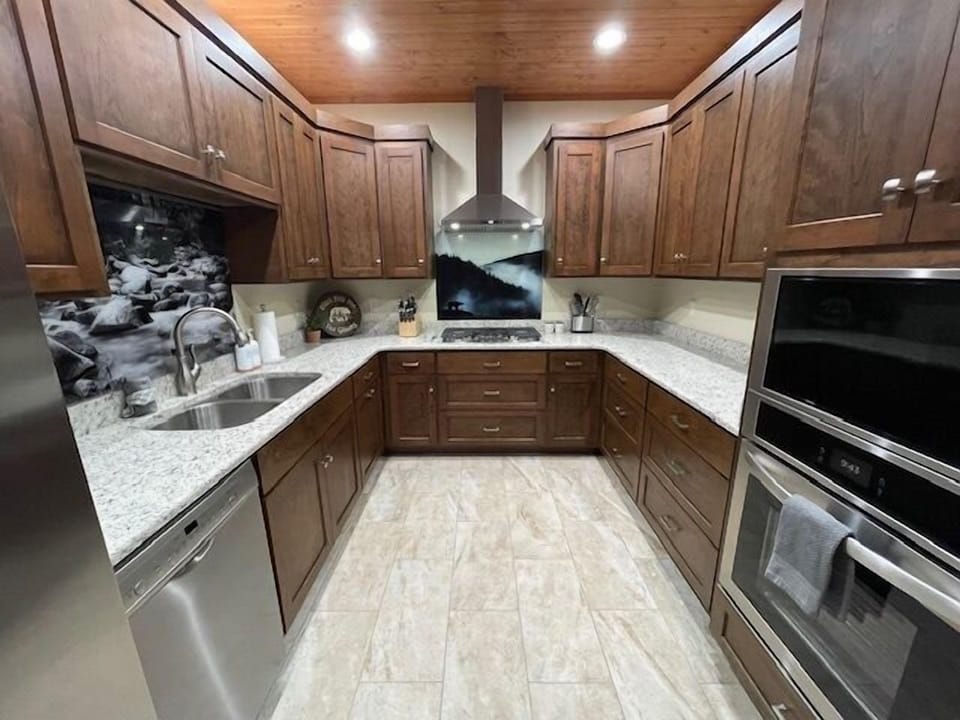 Fox Run Kitchen