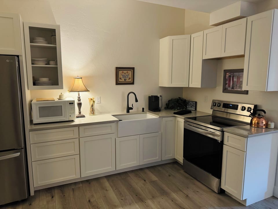 Kitchen is brand new!  Note there is not a dishwasher.