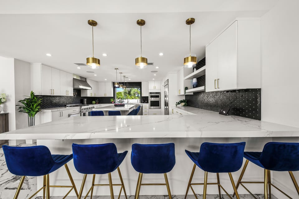 House, Multiple Beds, Pool Access, Pool View (Lazy River Oasis) | Private kitchen | Fridge, microwave, oven, stovetop