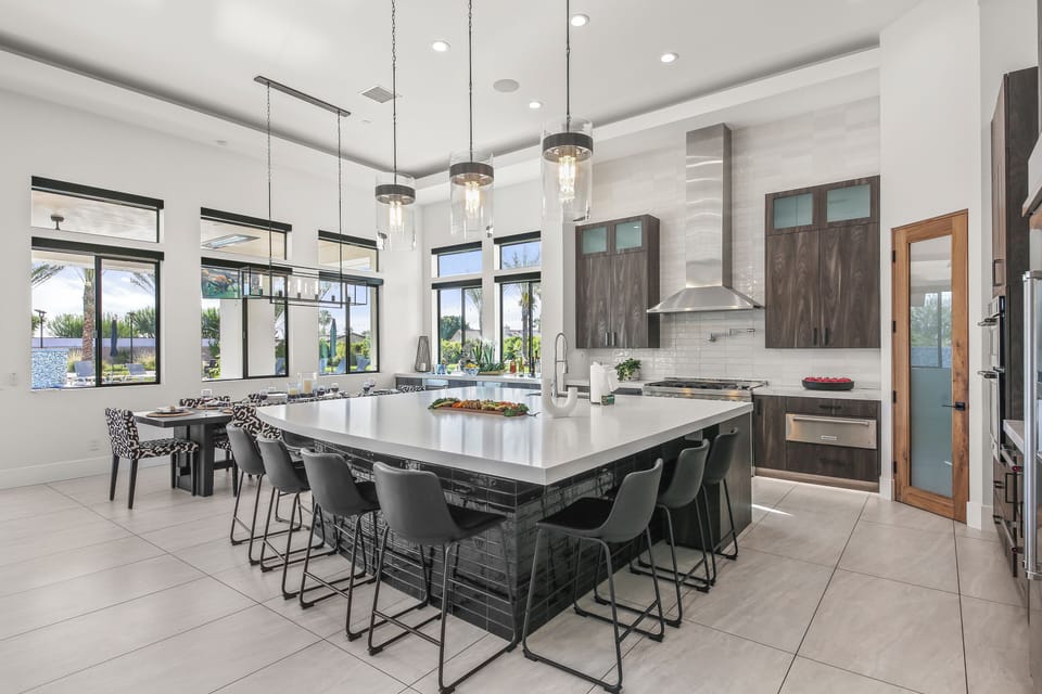 House, Multiple Beds, Pool Access, Pool View (Palm Villa- Luxury 7 Bed, Pickleball) | Private kitchen | Fridge, microwave, oven, stovetop