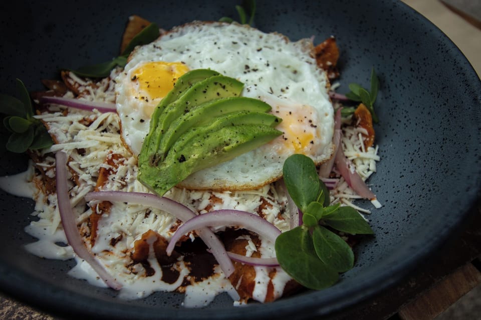 Cooked-to-order breakfast for a fee on weekends