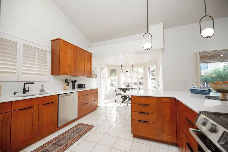 Open kitchen