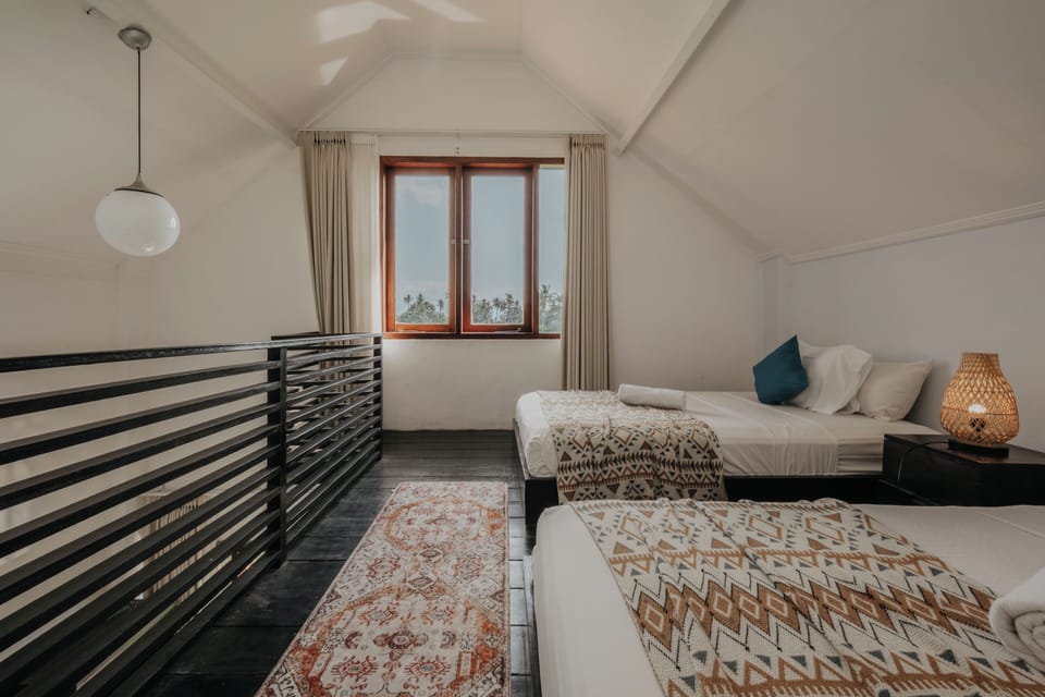 Family Room, Non Smoking, Garden View | Living area