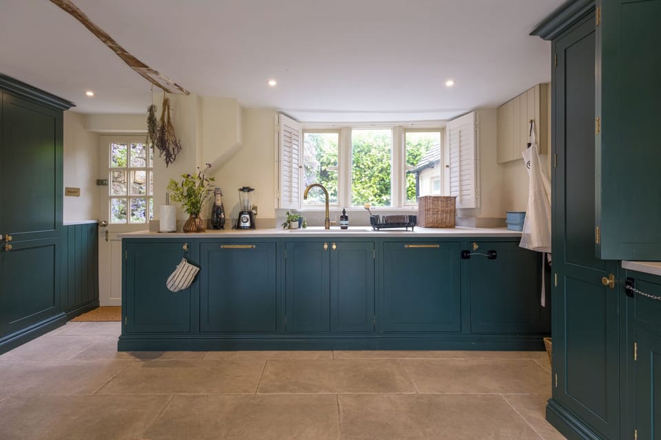 House | Private kitchen | Electric kettle, toaster