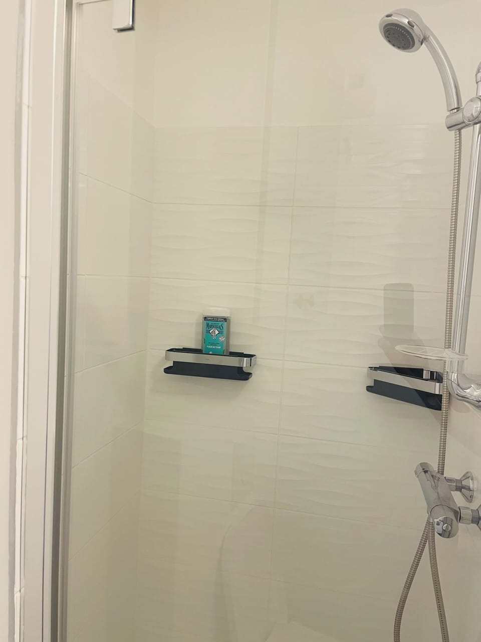 Ensuite bathroom for bedroom 1