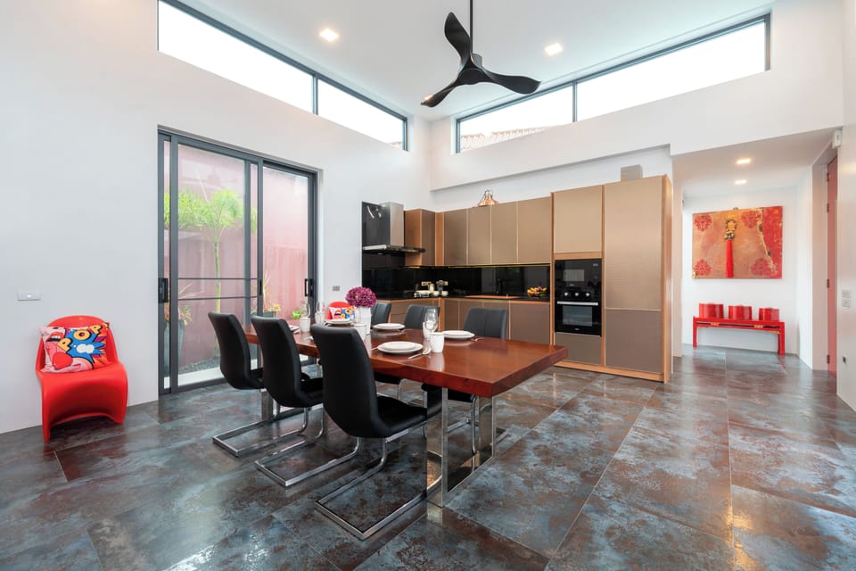 Design Villa, 2 Bedrooms, Pool View | In-room dining