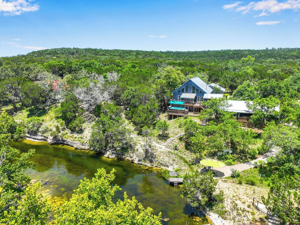 Creekside Vista Escape main house and cabin