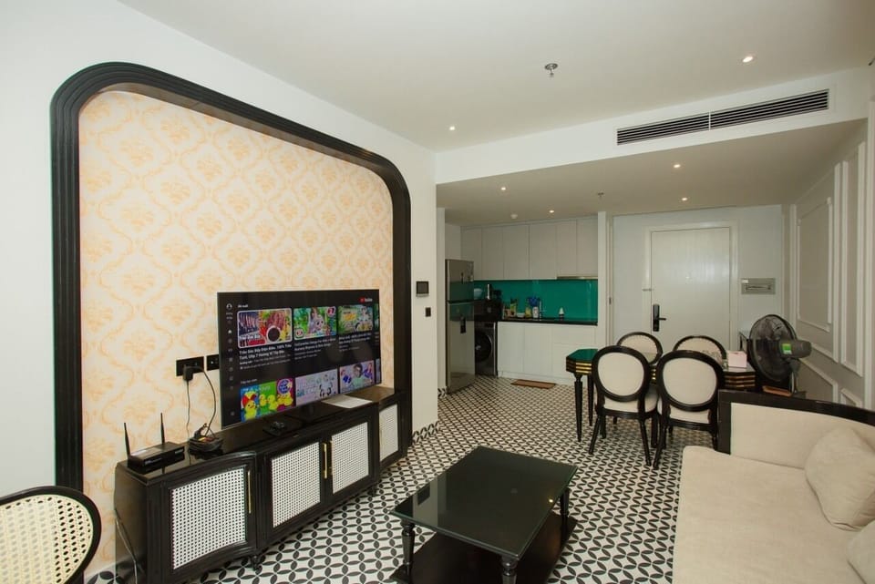 Standard Apartment, 2 Bedrooms, Ocean View | Living area | Flat-screen TV