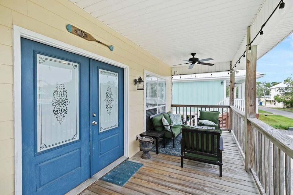 18-5521 Wolfhead Ave 18